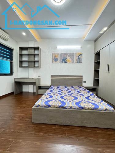 SIÊU PHẨM VIP - Bán nhà phân lô Lê Trọng Tấn, Thanh Xuân. DT: 57m. Giá: 16 tỷ. ngõ oto