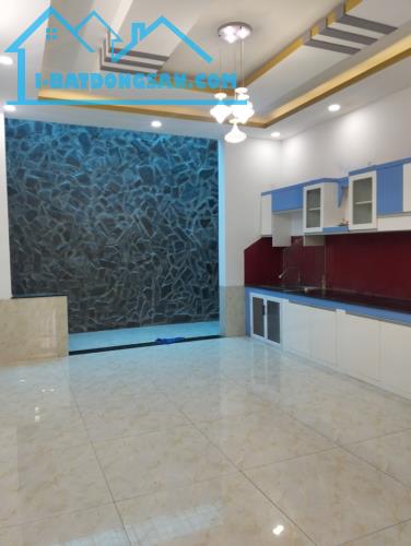 MẶT TIỀN KINH DOANH, CHỢ LỚN, F11, Q6, 4 TẦNG ĐÚC, 73M2, 12.95 TỶ. - 2