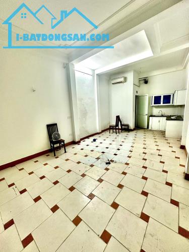 Bán nhà phố Ngọc Khánh, Ba Đình, ô tô vào nhà, tiện kinh doanh 4 tầng 69m2 giá 12.9 tỷ - 1