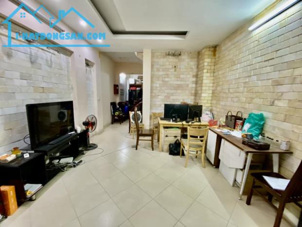 Bán Nhà Ngõ 262 nguyễn Trãi-Thanh xuân DT 46m2 Mặt Tiền 4m- Giá 7,7 Tỷ - 3