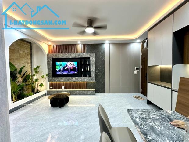 Bán nhà riêng ngõ 69A Hoàng Văn Thái 45m2, MT 6m, Ô Tô Giá Chỉ 6 Tỷ - 2