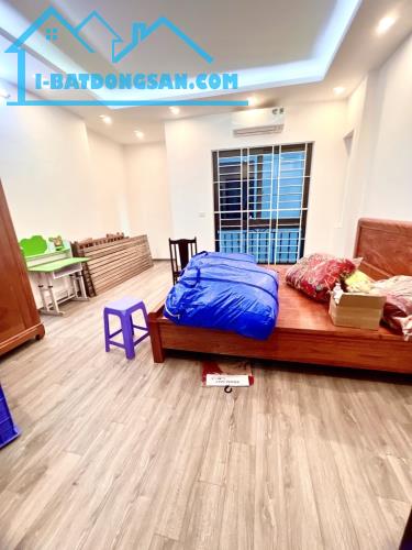 💥💥💥Đội Cấn, Ba Đình, Nhà Đẹp Dân Xây, 15m Ra Ôtô, Gần Phố, DT 33m2, 5 Tầng, Giá 8.9 Tỷ - 1