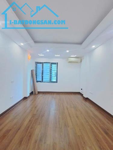 Kim Giang nhà đẹp, gần ô tô đỗ, 30m2, 6 tầng hơn 5 tỷ - 3