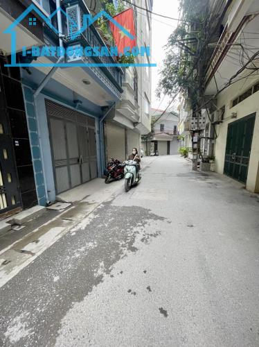 Bán nhà mặt ngõ Cầu Giấy, ô tô vào nhà, 15m ra phố, ngõ thông kinh doanh đỉnh. Giá 13.2 tỷ - 5