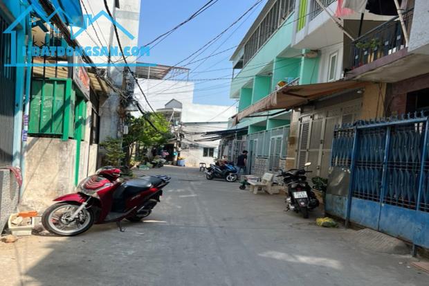 Bán nhà HXH 581/ Trường Chinh, Tân Phú, 4 x 13m, 2 tầng, 3 PN - 1