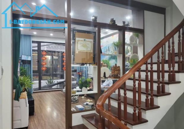 Bán nhà Kim Giang Lô Góc 35m2 4tầng 5.1tỷ - 2