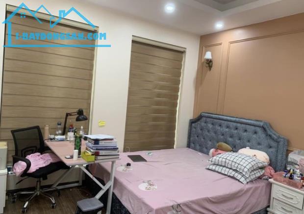 Bán nhà Kim Giang Lô Góc 35m2 4tầng 5.1tỷ