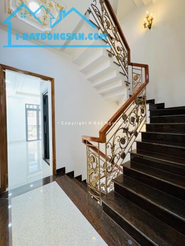 Nhà Đẹp Mới Xây Chợ Bình Thành 4x15.5m 4 Tầng Khu Đồng Bộ Giá Tốt 5 Tỷ LH: 0813123205