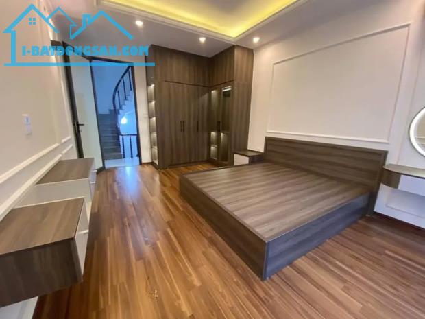 Bán nhà mới đẹp Ngọc Thụy 42m2, 5 tầng, mặt tiền 4m, 6.5 tỷ Long Biên Hà Nội. - 2