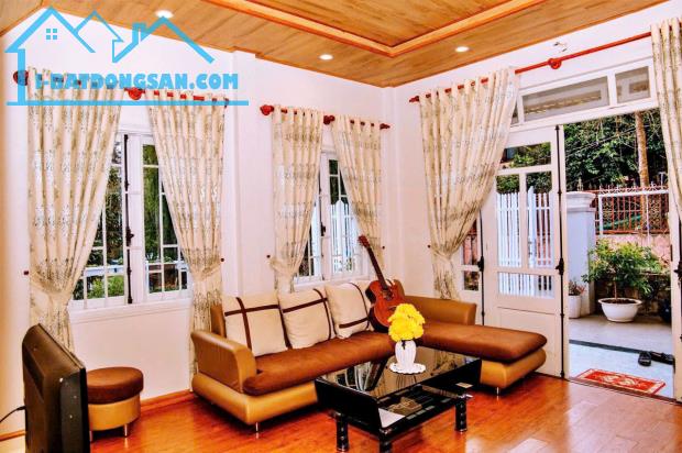 CHO THUÊ VILLA SÂN VƯỜN TT ĐÀ LẠT, ĐƯỜNG HẺM Ô TÔ HÙNG VƯƠNG, 6PN FULL NỘI THẤT 25TR - 2