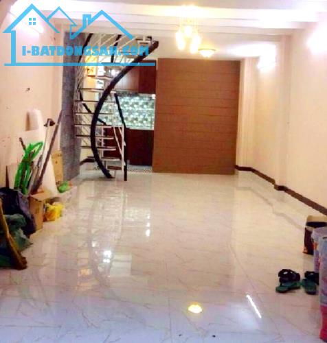 CHỦ ĐỊNH CƯ NƯỚC NGOÀI, CẦN BÁN GẤP NHÀ PHƯỜNG 9 TÂN BÌNH, 40M2, HẺM XE HƠI, NHỈNH 3 TỶ - 1