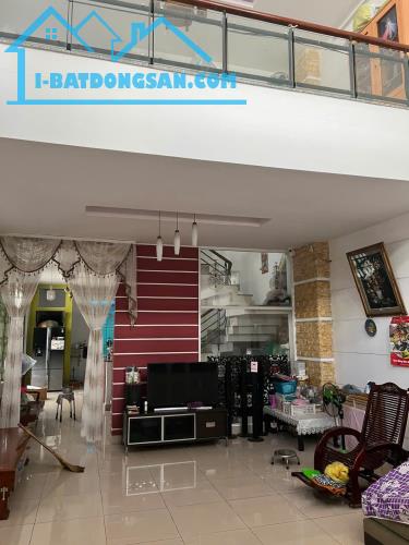 Bán nhà 1trệt 2lầu, p Thống Nhất, Biên Hòa. 160m2 shr thổ cư chỉ 14 tỷ - 3