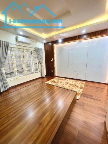 Bán nhà Dương Nội, Hà Đông, 30m2 5 tầng tặng nội thất, ô too cạnh KĐT - 1