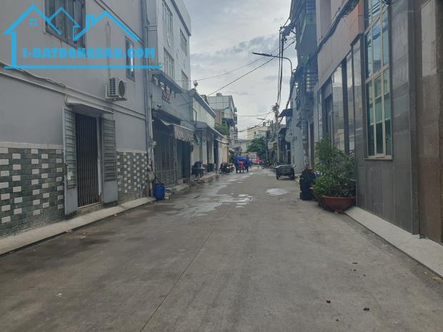 Bán nhà 140m² Lê Văn Khương Hxh 3 tầng Ngang 10m Quận 12