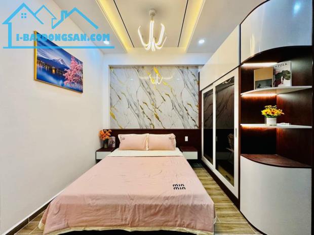 🔥 Cần tiền bán gấp căn nhà Đường Phạm Văn Bạch, P.15, Quận Tân Bình. Giá chỉ 3tỷ250 - 3