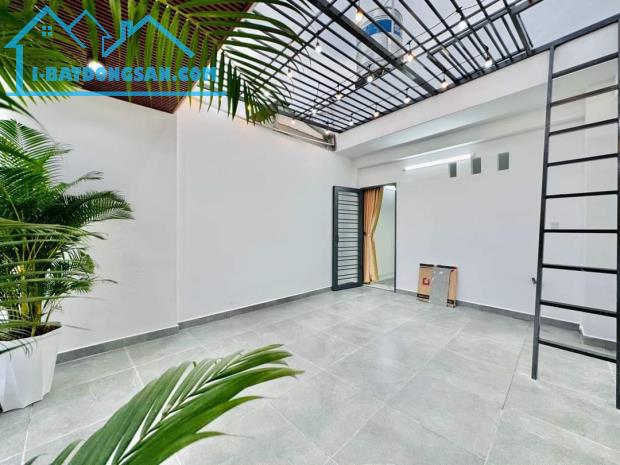 🔥 Cần tiền bán gấp căn nhà Đường Phạm Văn Bạch, P.15, Quận Tân Bình. Giá chỉ 3tỷ250 - 5