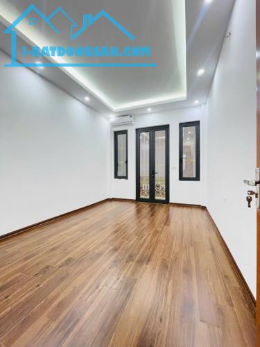 BÁN NHÀ PHỐ LÊ TRỌNG TẤN DT 45m²: - 3