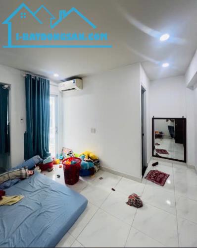 NHÀ ĐẸP 3 TẦNG NGANG 5M - HẺM XE TẢI - 61M2 - Đ. SỐ 11 GẦN 26/3 GIÁP TÂN PHÚ. CHỈ 5 TỶ XÍU - 4
