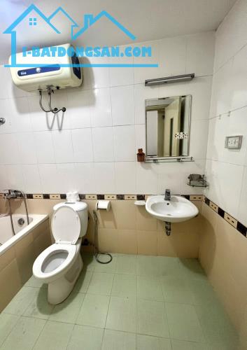 Cho thuê Ở NHÓM 4 NGƯỜI, HỘ GĐ căn hộ CC Nàng Hương Nguyễn Trãi, DT 100m2 - 3PN - 2WC - 2