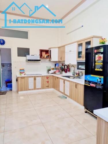 BÁN NHÀ HXH Vườn Lài, Tân Phú 3 tầng 80m2(4x20). Nhà đẹp ở ngay. Giá chỉ 8,4 tỷ. - 1