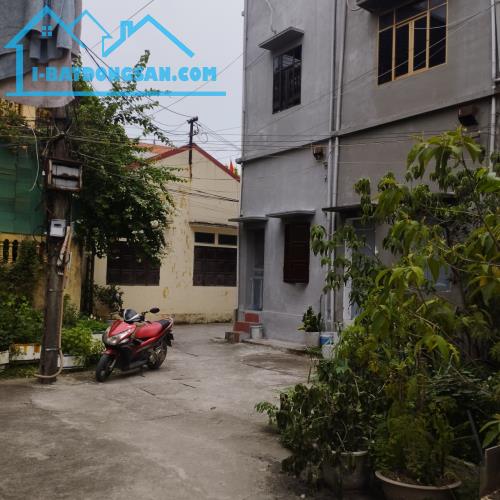 BÁN NHÀ KIÊU KỴ, XE HƠI NGỦ TRONG NHÀ. DT:75m2, MT:4,5m, GÍA:3,8tỷ. - 5