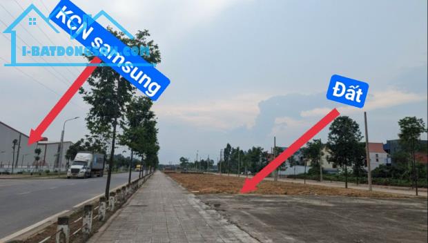 Bán Nhanh lô đất 111m làn 2 đường gom cách KCN Samsung Phổ Yên 500m nhỉnh 2 tỷ