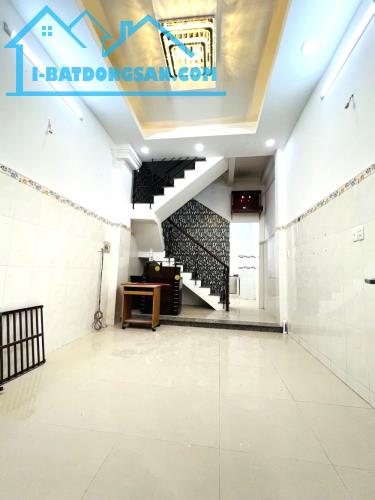 NHÀ P. PHẠM NGŨ LÃO QUẬN 1, KẾ BÙI VIỆN, HẺM DÂN TRÍ GẦN MT, 42Mx4 5PN, HĐT 30TR, 6 TỶ HƠN - 3