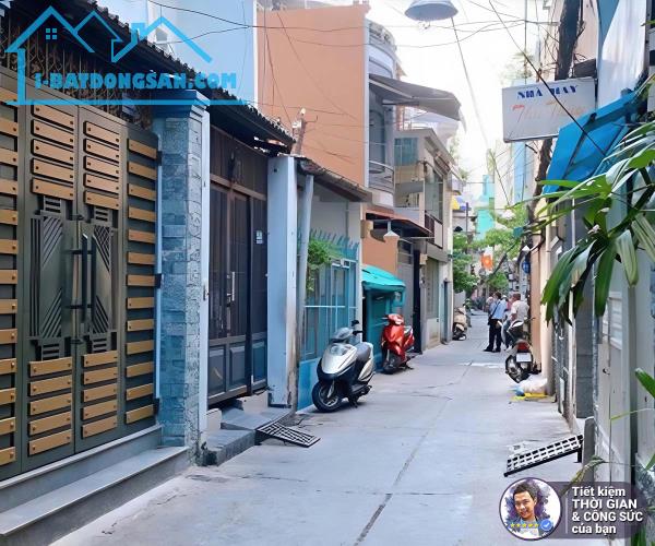 BÁN NHÀ HẺM LÊ VĂN LƯƠNG. 4MX8M. HẺM 3M. NHÀ 2 TẦNG. KHÔNG CHÚT QUI HOẠCH. SÁT LOTTE MART - 3