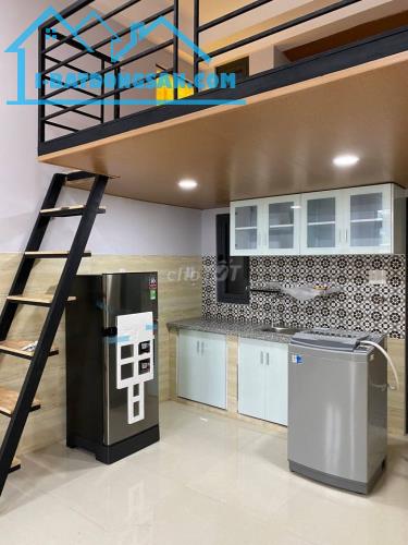 PHÒNG TRỌ CÓ GÁC BAN CÔNG 30M2 SẴN MÁY LẠNH Ở HỒNG HÀ TÂN BÌNH - 1