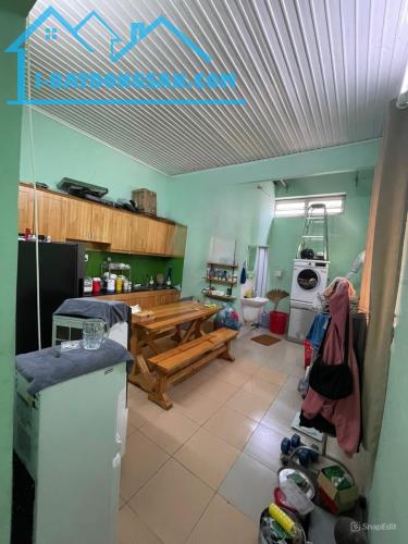 Giá 3,3 tỷ. Bán nhà góc 2 mặt tiền đường bờ kè P. Bửu Long. 4,7x24m 111m. Đường oto. - 2