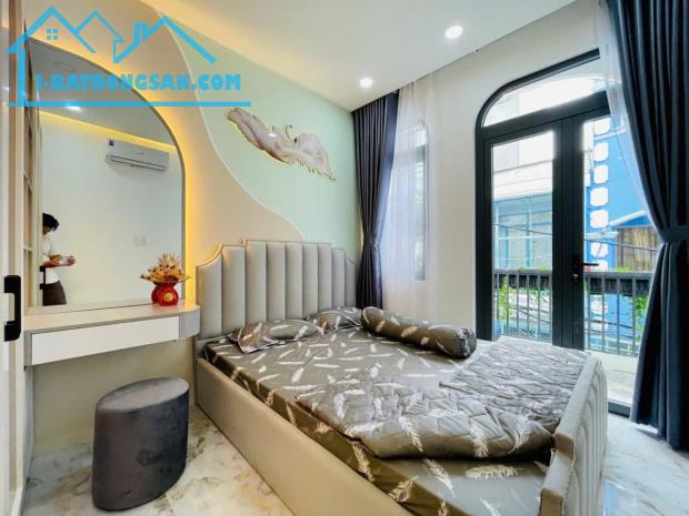 🏡🏡🏡 Nhà đẹp Gò vấp. 3 LÀU  Mới xây FULL NỘI THẤT. xách vali vô là ở. Nhà MỚI XÂY 4