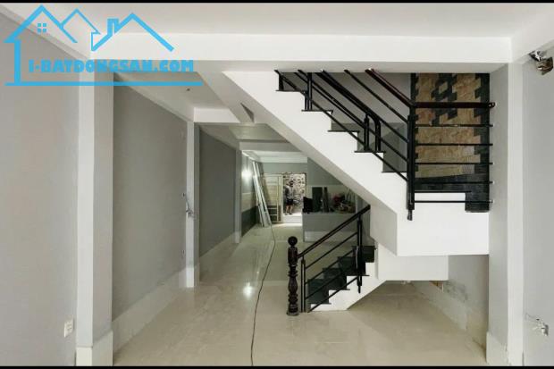 Bán Nhà ở gần Quốc Lộ 1A, Tân Tạo A, Bình Tân, 3 Tầng, 4m x 16m, 64 m² - Giá 5.6 tỷ TL - 5