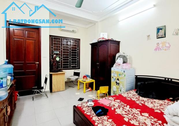 Bán nhà Linh Đàm 3 bước ra ô tô 40m2 4.9tỷ - 2