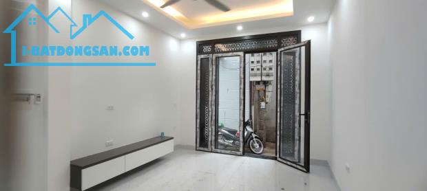 NHÀ ĐẸP ĐA SỸ HÀ ĐÔNG 40M2. 5 TẦNG, 6 NGỦ XÂY MỚI RẤT ĐẸP GIÁ CHỈ 5,9 TỶ - 1