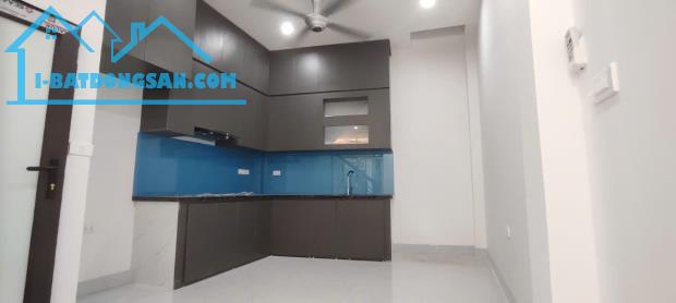 NHÀ ĐẸP ĐA SỸ HÀ ĐÔNG 40M2. 5 TẦNG, 6 NGỦ XÂY MỚI RẤT ĐẸP GIÁ CHỈ 5,9 TỶ - 2