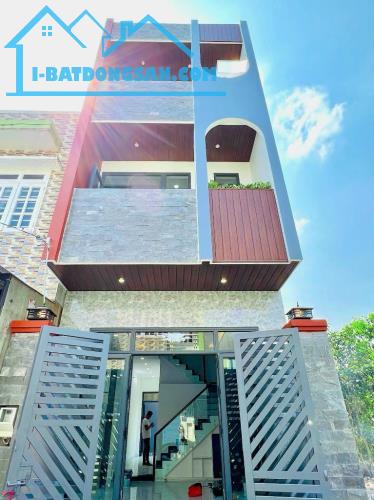 Bán nhà cạnh VinHomes Q9, 3Tầng, 63m2, ô tô ngủ trong nhà. Giá nhỉnh 5 tỷ - 2