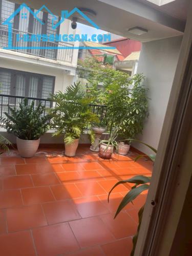 NHÀ ĐẸP LẠC TRUNG, HAI BÀ TRƯNG, MẶT TIỀN RỘNG, PL Ô TÔ VÒNG QUANH, 67M2 x 5T GIÁ 21,5 TỶ