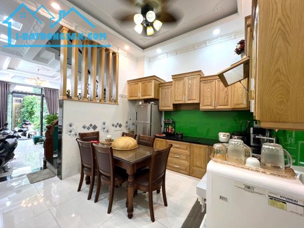 LÔ GÓC 2 MẶT THOÁNG KHÔNG LỘ GIỚI - HẺM XE HƠI TRÁNH-4x13- 4TẦNG -CHỈ HƠN 4TỶ.  - Khu phân - 1