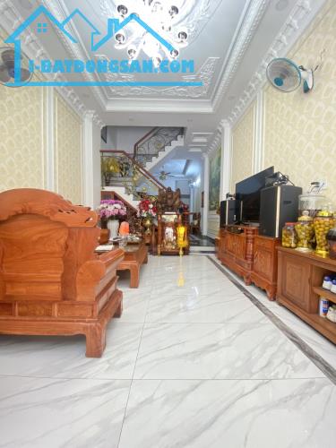Bán Nhà SHR Hẽm 8m Nhựa - 4 Lầu Mới - Đường Số 8 - 4 x 17m - 5.6 Tỷ - 1