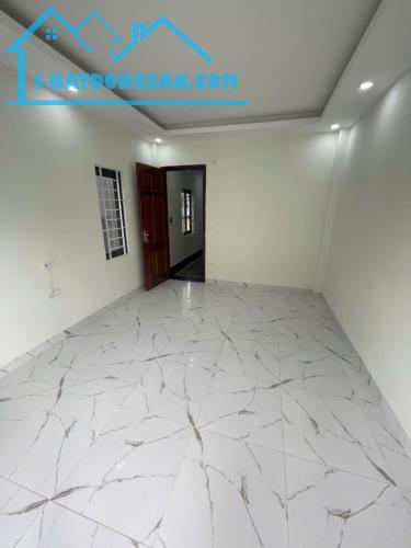 Nhà Cầu Diễn 55m2, vài bước ra quốc lộ 32, 4.1 tỷ - 2