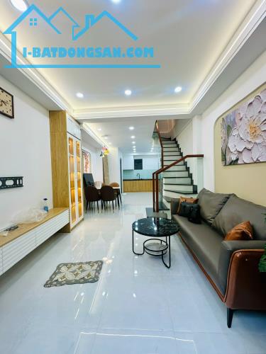 🏠Nhà Hẻm Nhựa 6m có lề đường - Nhà Sát Quận 1 - Nhà 4 Lầu - Giá Nhỉnh 7 Tỷ - 2