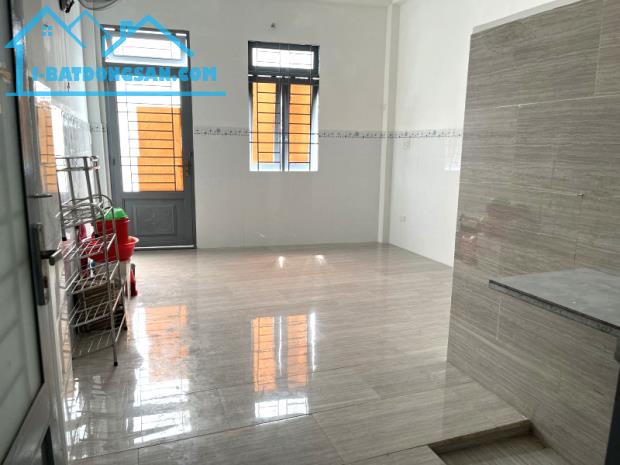 Bán Nhà 5 Tầng Hẻm Xe Hơi Gần Làng Đại Học 62m2 Chỉ 8Tỷ Phạm Văn Đồng Linh Tây Thủ Đức - 2