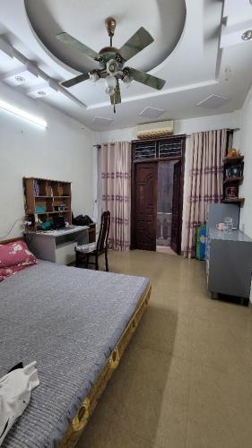Bán nhà ngõ 79 Cầu Giấy, 35m2 x 5T nhà đẹp gần phố, giá 6.15 tỷ. - 2
