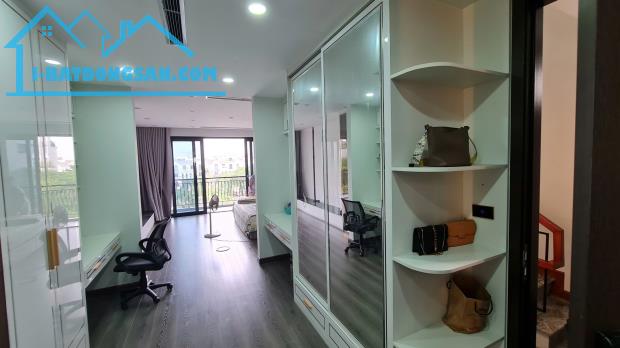 Đấu Giá Việt Hưng, DT80m², Phân lô, Vỉa hè, Ô tô tránh, 6 Tầng Thang Máy, View Vinhomes - 5