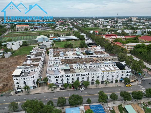 Nhà Phố Hiện Đại Gần Chợ Tây Ninh – Vị Trí Đắc Địa, Giá Hấp Dẫn! - 1