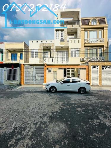 BÁN NHÀ HẺM 8M ,DT 180M2 NGAY VÒNG XOAY PHÚ HỮU, NGUYỄN DUY TRINH ,Q 9