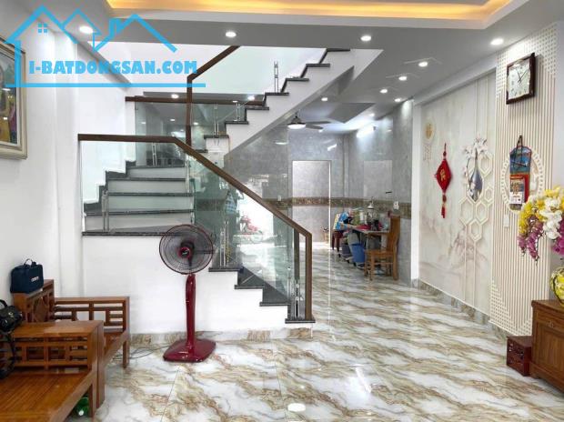 Bán nhà chính chủ 2 tầng, diện tích gần 80m2 - 1