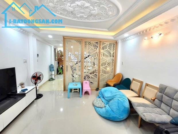 VIP, bán nhà 4 tầng,62m2,hẻm xe hơi Đặng Văn Ngữ,Phú Nhuận,Ở/KD Spa thẩm mỹ,10.2 TỶ