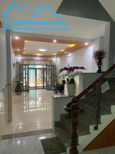 Bán Nhà Mặt Tiền 1 Trệt 1 Lầu Đường Số 11 Bình Tân - 4 x 19m - 6 Tỷ - 2