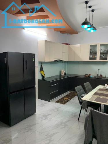 Bán Nhà Mặt Tiền 1 Trệt 1 Lầu Đường Số 11 Bình Tân - 4 x 19m - 6 Tỷ